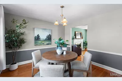 8633 Rosalie Avenue, Brentwood, MO 63144 - Photo 9