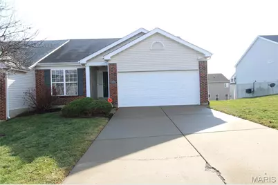 493 Angelique Place, Saint Charles, MO 63303 - Photo 3
