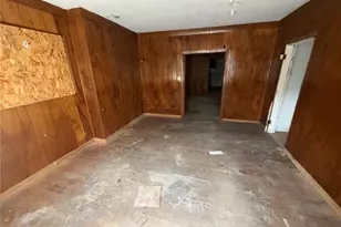 104 E 2nd St, De Soto, MO 63020 - Photo 5