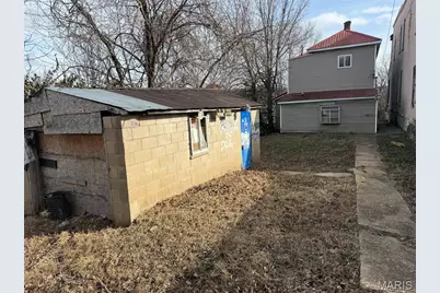 104 E 2nd Street, De Soto, MO 63020 - Photo 3