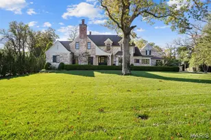 12 Ladue Manor, Ladue, MO 63124 - Photo 1