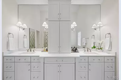 12 Ladue Manor, Ladue, MO 63124 - Photo 33