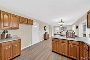 243 Stone Run Blvd, Wentzville, MO 63385 - Photo 7