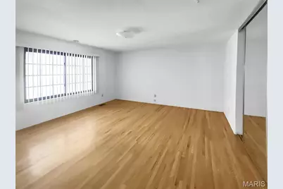 2340 Glenrich Drive, Saint Louis, MO 63129 - Photo 5