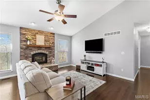 221 Osage Ave, Troy, MO 63379 - Photo 9