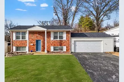 1561 Ville Martha Lane, Hazelwood, MO 63042 - Photo 1