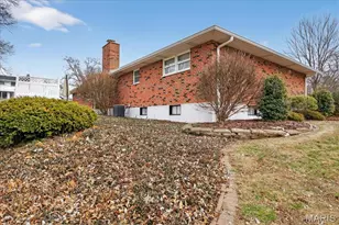 12055 Charwick Dr, Unincorporated, MO 63128 - Photo 37