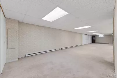 12055 Charwick Drive, Unincorporated, MO 63128 - Photo 23