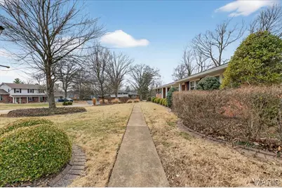 12055 Charwick Drive, Unincorporated, MO 63128 - Photo 33