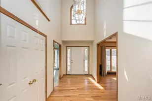 1324 Riverdale Cir, Chesterfield, MO 63005 - Photo 3