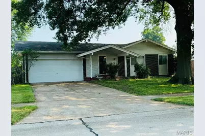 3092 Wintergreen Drive, Florissant, MO 63033 - Photo 1