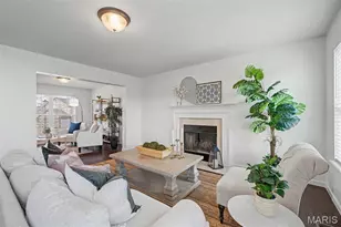 130 Riverdale Woods Cir, O'Fallon, MO 63366 - Photo 9