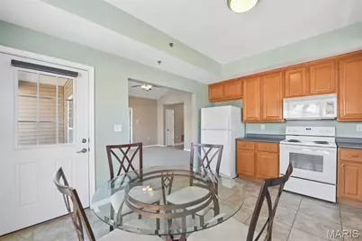 1608 Westport Cove Lane #I, Saint Louis, MO 63146 - Photo 17