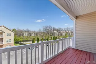 1608 Westport Cove Ln, Saint Louis, MO 63146 - Photo 19