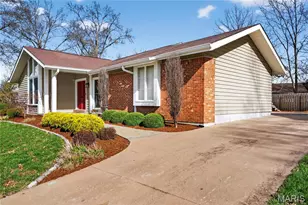 15424 Country Ridge Dr, Chesterfield, MO 63017 - Photo 3