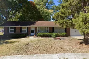211 S Dellwood Dr, Ferguson, MO 63135 - Photo 1