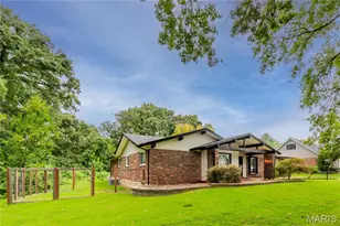 12780 Verwood Dr, Florissant, MO 63033 - Photo 3