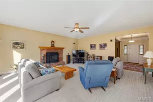 6129 Arbor Green Dr, Unincorporated, MO 63129 - Photo 7