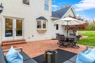 822 Town and Country Estates Dr, Town and Country, MO 63141 - Photo 11