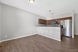 201 Old Schaeffer Ln, O'Fallon, MO 63366 - Photo 11