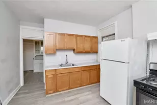 953 Catalpa St, Saint Louis, MO 63112 - Photo 3