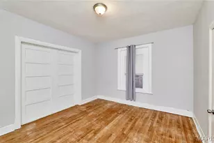 953 Catalpa St, Saint Louis, MO 63112 - Photo 9