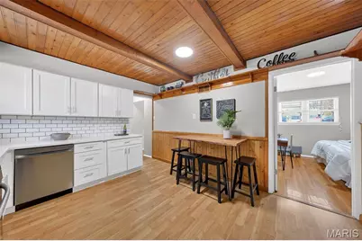 10022 Killoren Drive, Saint Louis, MO 63123 - Photo 11