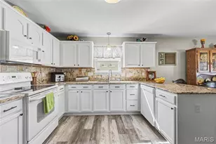 1829 Belmont Ct, Festus, MO 63028 - Photo 17