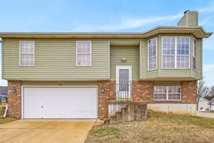 120 Greenbrier Blvd, Festus, MO 63028 - Photo 1