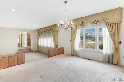 210 New Salem Drive, Creve Coeur, MO 63141 - Photo 15