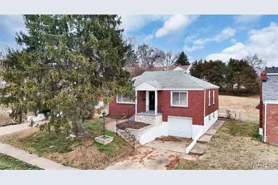 813 Chain Of Rocks Drive, Saint Louis, MO 63137 - Photo 3