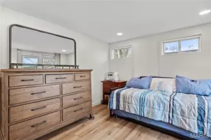 318 Statewood Dr, Ballwin, MO 63021 - Photo 35