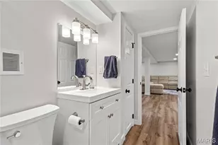 318 Statewood Dr, Ballwin, MO 63021 - Photo 39