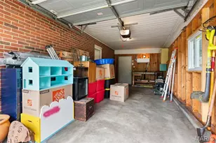 9931 Foxglove Dr, Saint Louis, MO 63123 - Photo 29