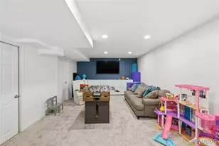 361 Magoffin Trails Ct, Oakville, MO 63129 - Photo 29