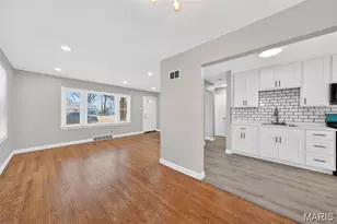 2506 Shannonaire Dr, Saint Louis, MO 63136 - Photo 9