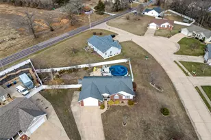 11 Fire Oak Ct, Troy, MO 63379 - Photo 5