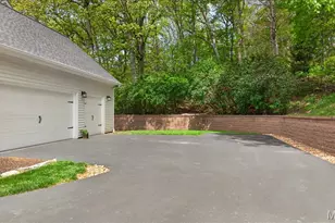 17601 Burnham Ct, Chesterfield, MO 63005 - Photo 63
