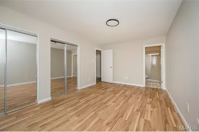 4353 Chateau De Ville Drive #B, Saint Louis, MO 63129 - Photo 25