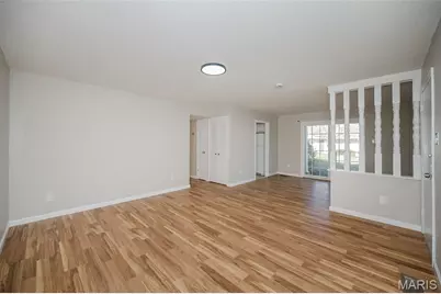 4353 Chateau De Ville Drive #B, Saint Louis, MO 63129 - Photo 7