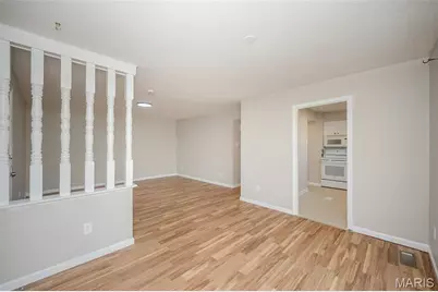 4353 Chateau De Ville Drive #B, Saint Louis, MO 63129 - Photo 13