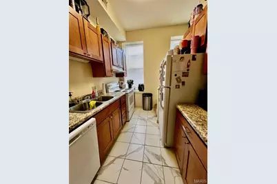2304 S 10th Street #R, Saint Louis, MO 63104 - Photo 17
