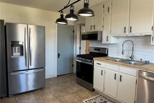 107 E Franklin Ave, Robertsville, MO 65066 - Photo 9