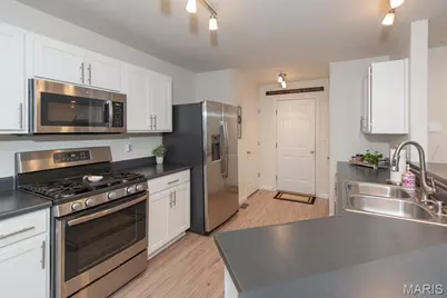 3312 Charlestowne Crossing Drive, Saint Charles, MO 63301 - Photo 9