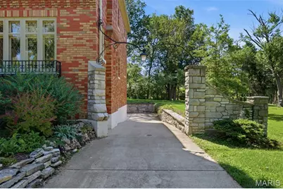 28 Grantwood Lane, Saint Louis, MO 63123 - Photo 77
