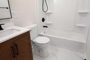 108 Market St, Paris, MO 65275 - Photo 13