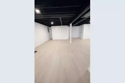 108 Market St, Paris, MO 65275 - Photo 15