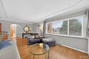 10201 Midland Blvd, Overland, MO 63114 - Photo 9