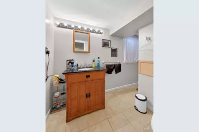 10201 Midland Boulevard, Overland, MO 63114 - Photo 27