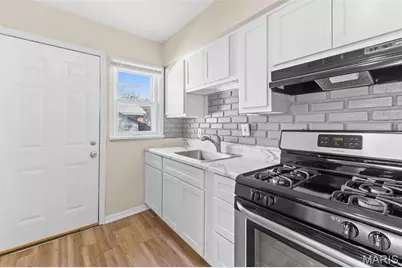 204 Wiegel Drive, Ferguson, MO 63135 - Photo 13